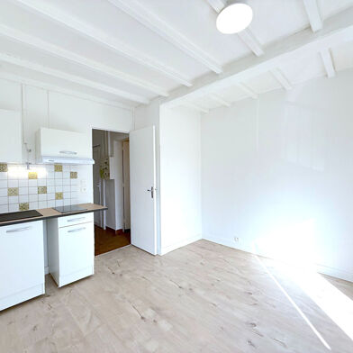 Appartement 1 pièces 390 €