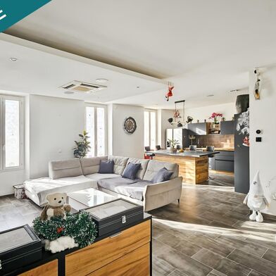 Appartement 4 pièces 296000 €