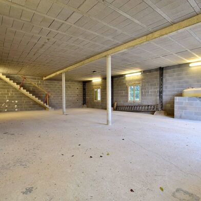 Maison 6 pièces 1500 €