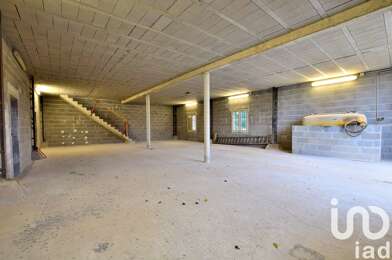 Maison 6 pièces 1500 €