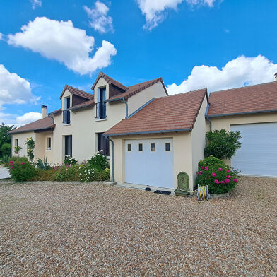 Maison 7 pièces 295400 €