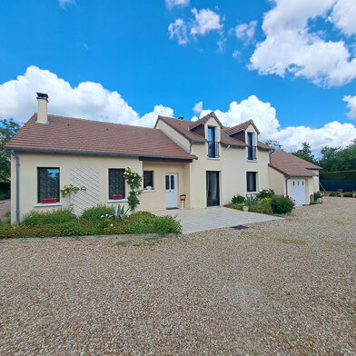 Maison 7 pièces 295400 €