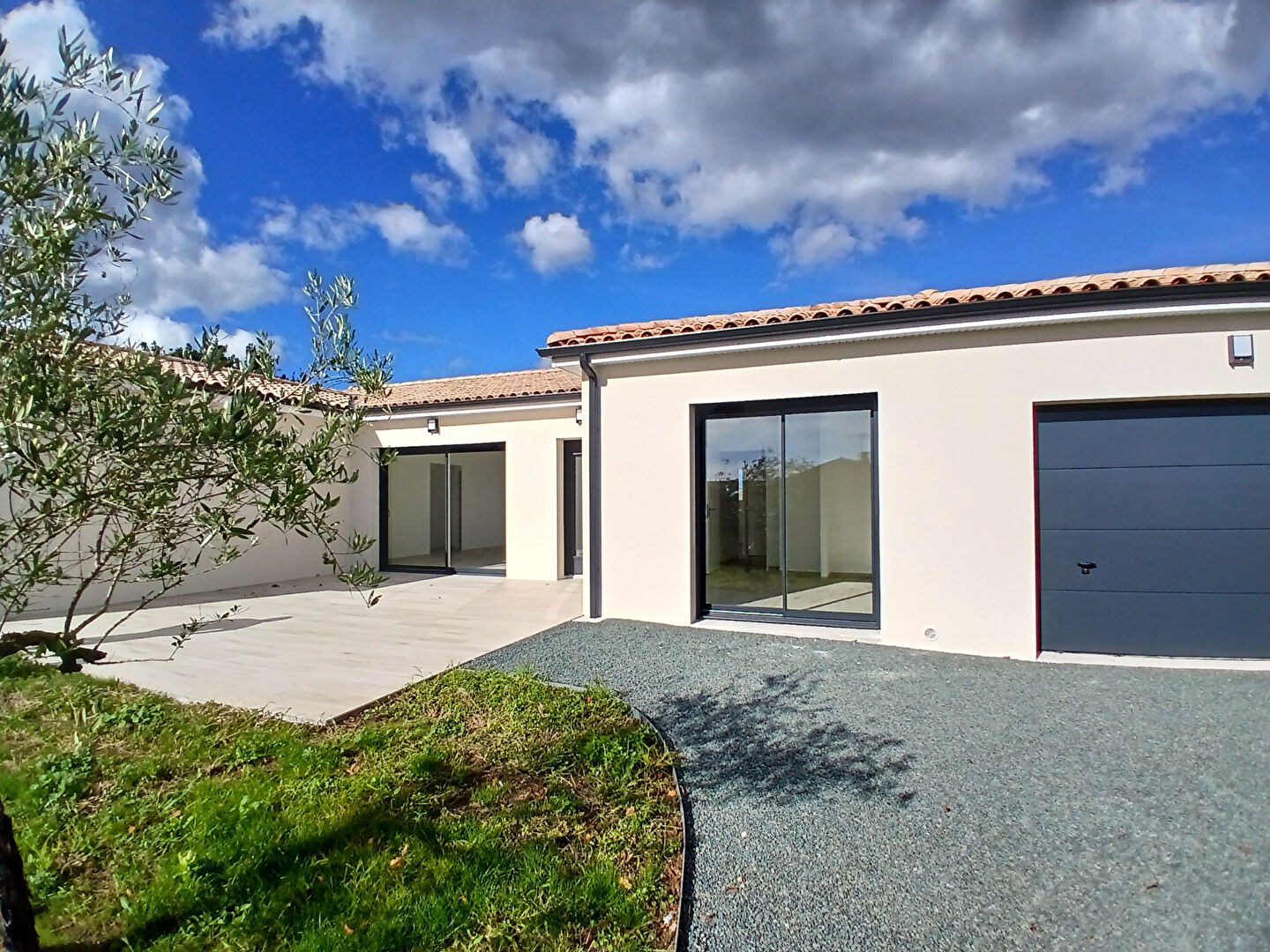 Villa / Maison  T5 à vendre Médis 17600