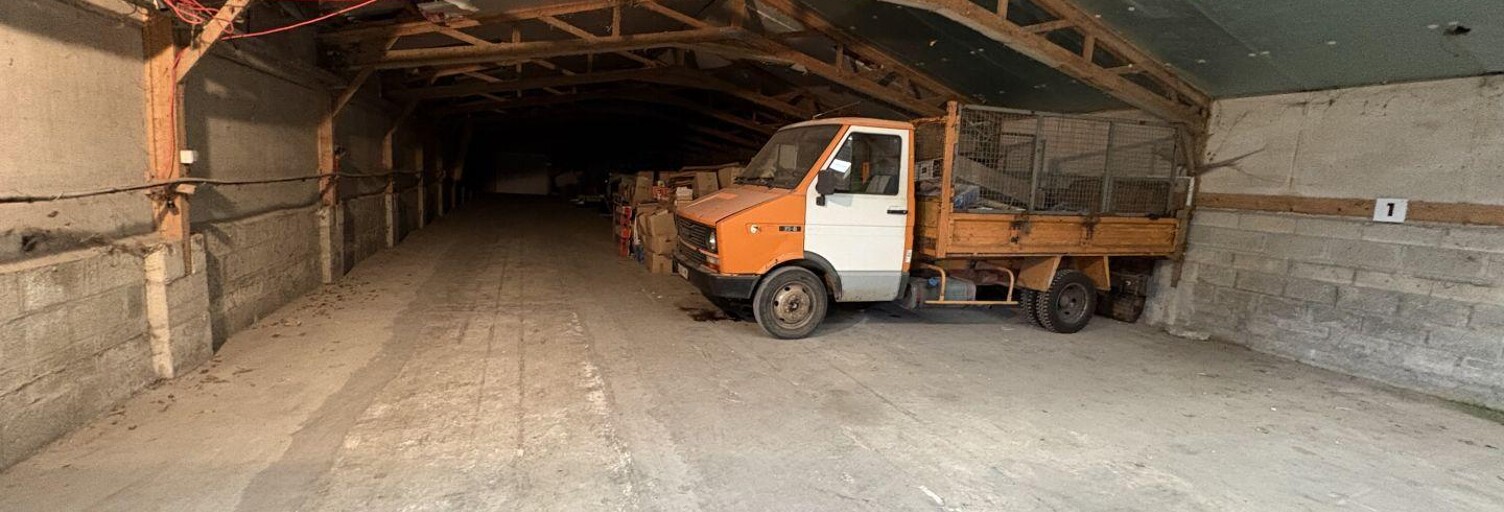 Garage  35 m² à louer à Morisel (80110)