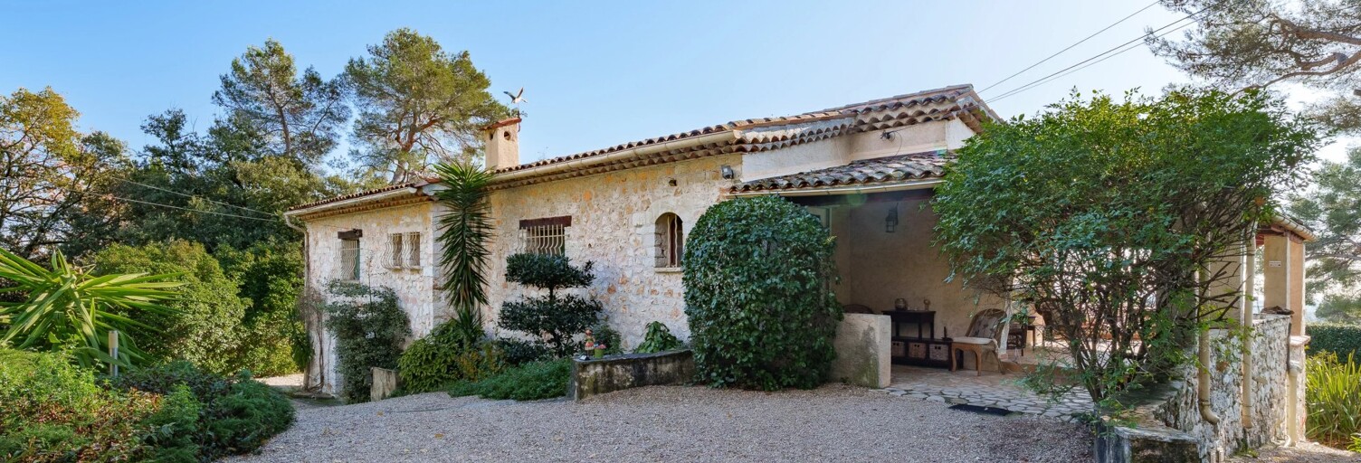 Maison 7 Pièces 262 m² à vendre à Tourrettes-sur-Loup (06140)