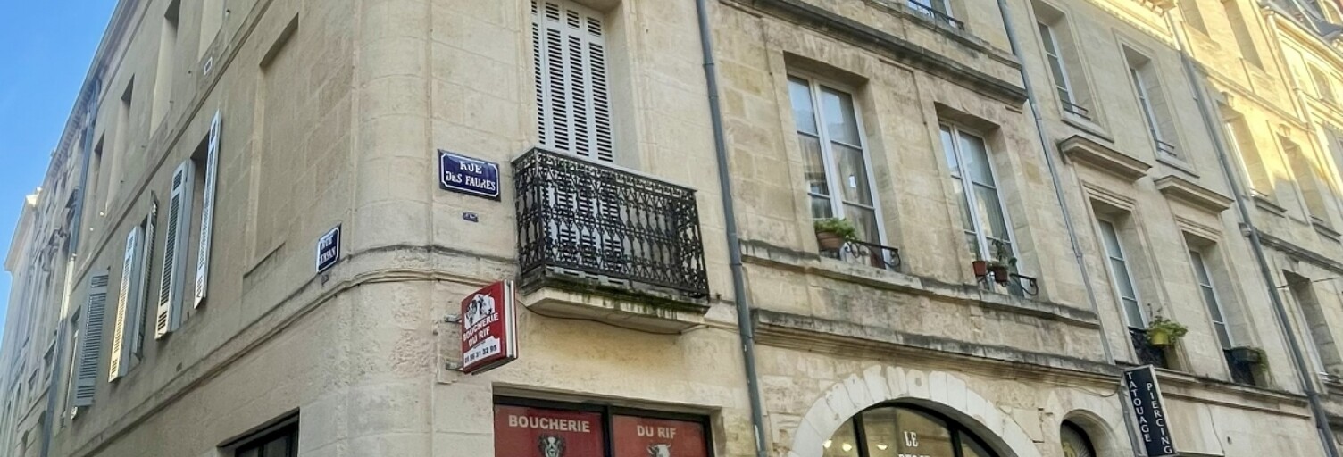 Immeuble  130 m² à vendre à Bordeaux (33000)