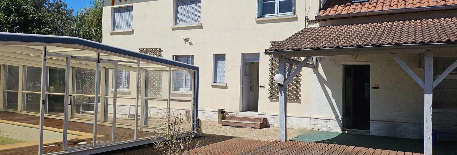 Commerce 12 Pièces 352 m² à vendre à Sorges et Ligueux en Périgord (24460)