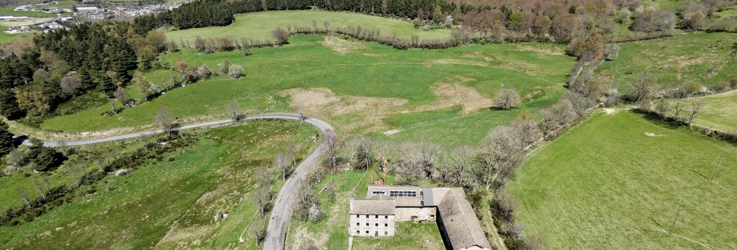 Maison 13 Pièces 521 m² à vendre à Monts-de-Randon (48700)