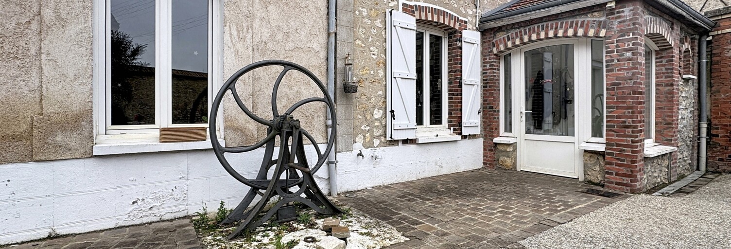 Maison 5 Pièces 150 m² à vendre à Sours (28630)