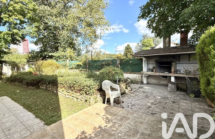 Vente Maison/villa 8 pièces — photo 3