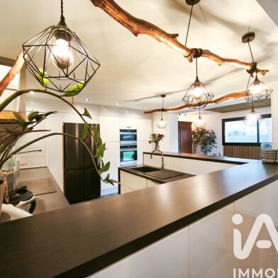 Maison 9 pièces 660000 €