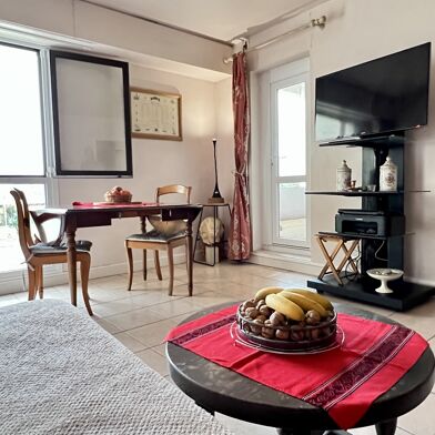 Appartement 2 pièces 240000 €