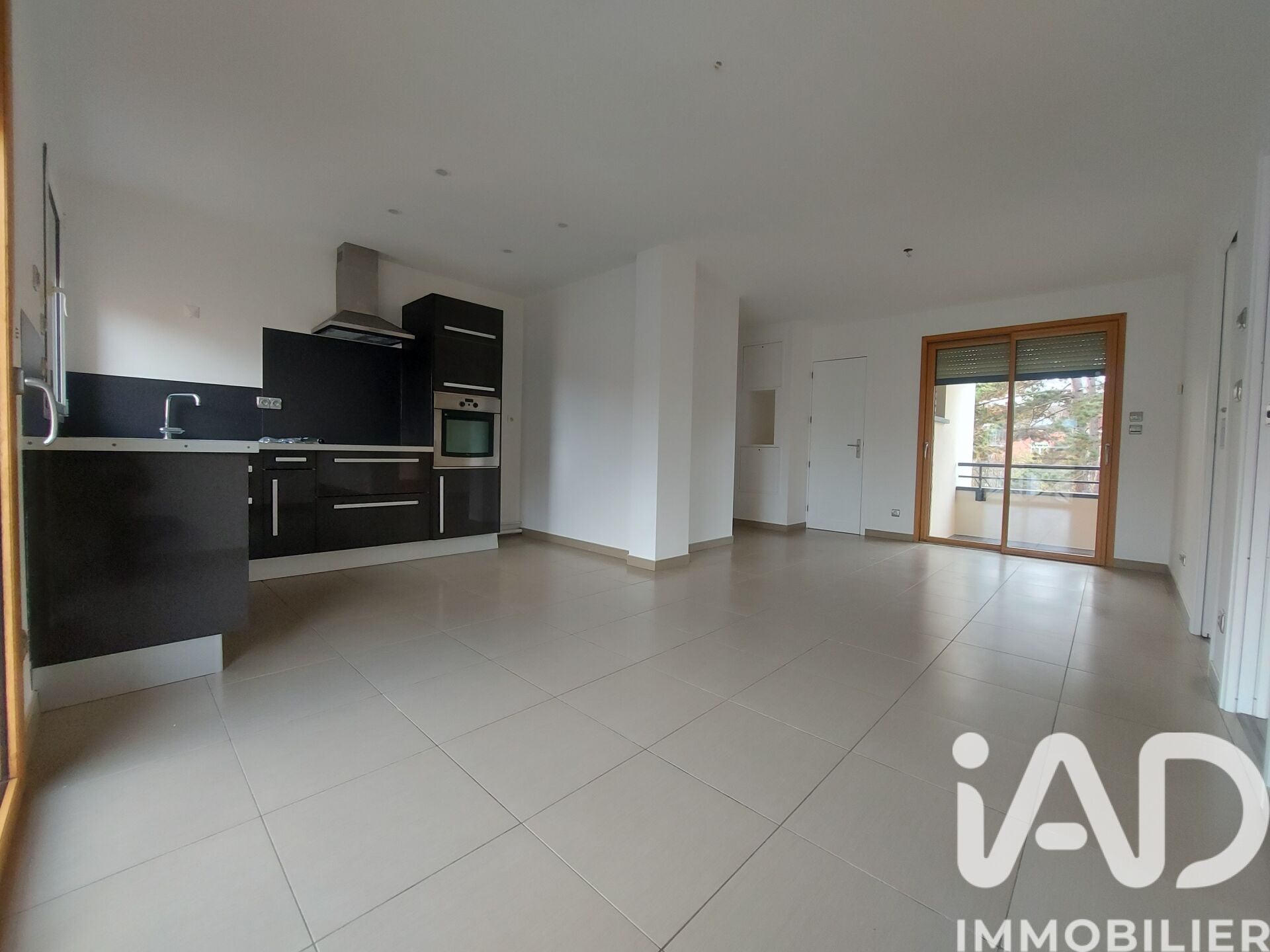 Vente Appartement 3 pièces - Photo 2