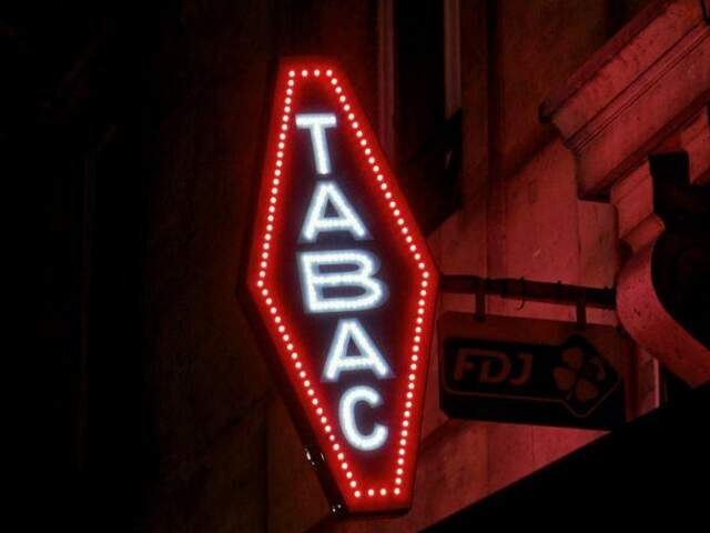 Vente Bar-tabac 233 m&sup2; — photo du bien