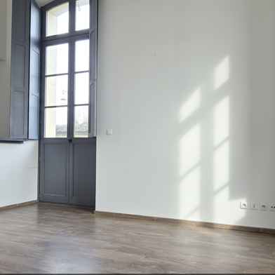 Appartement 2 pièces 559 €