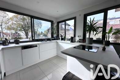 Maison 4 pièces 349000 €