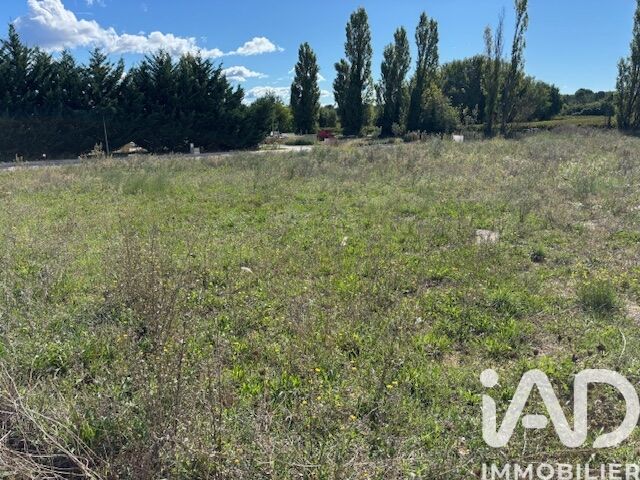 Arpaillargues-Et-Aureillac - 898m²