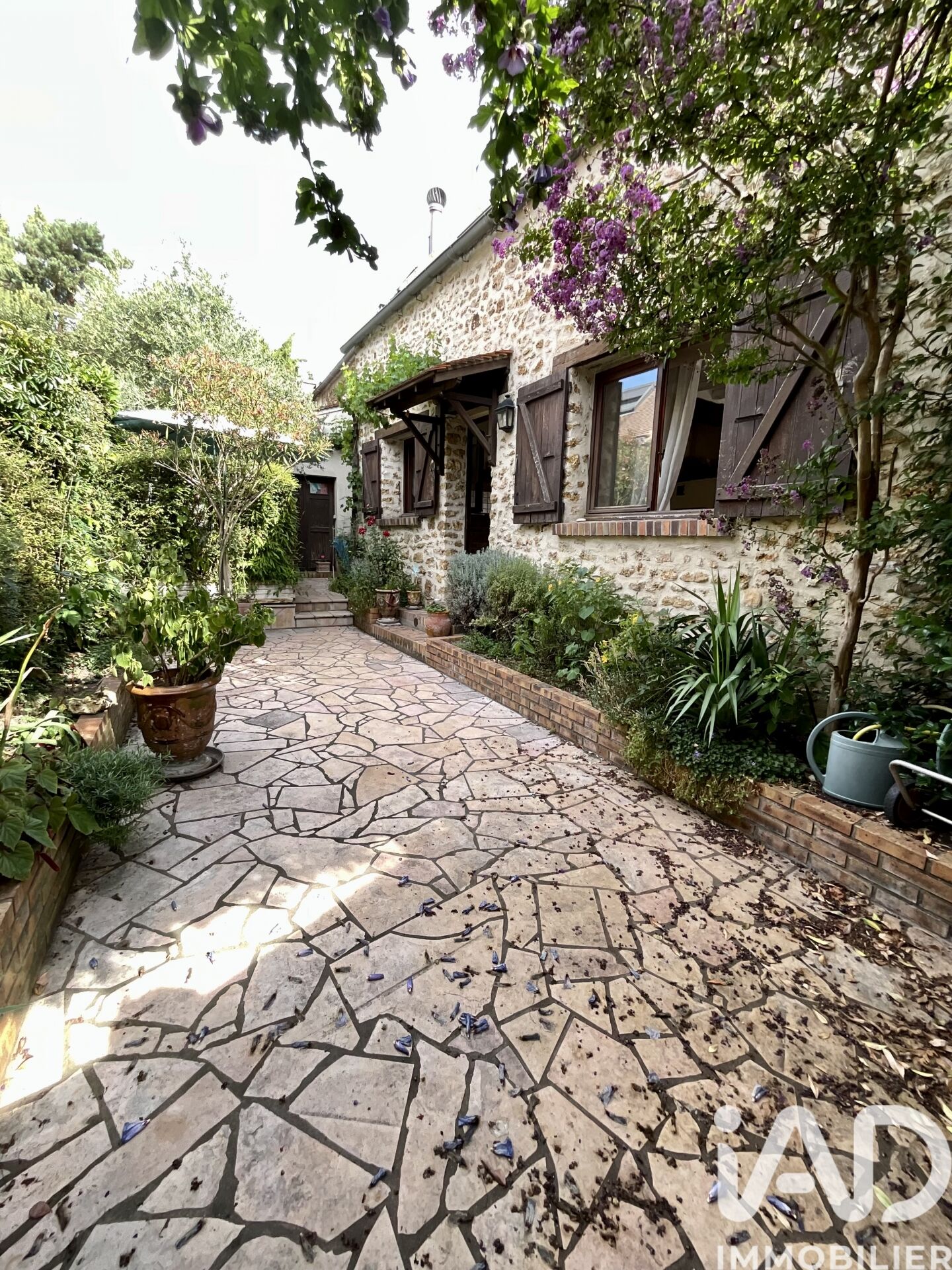 Saint-Germain-les-Arpajon - 80m² - 5p. - 3ch.