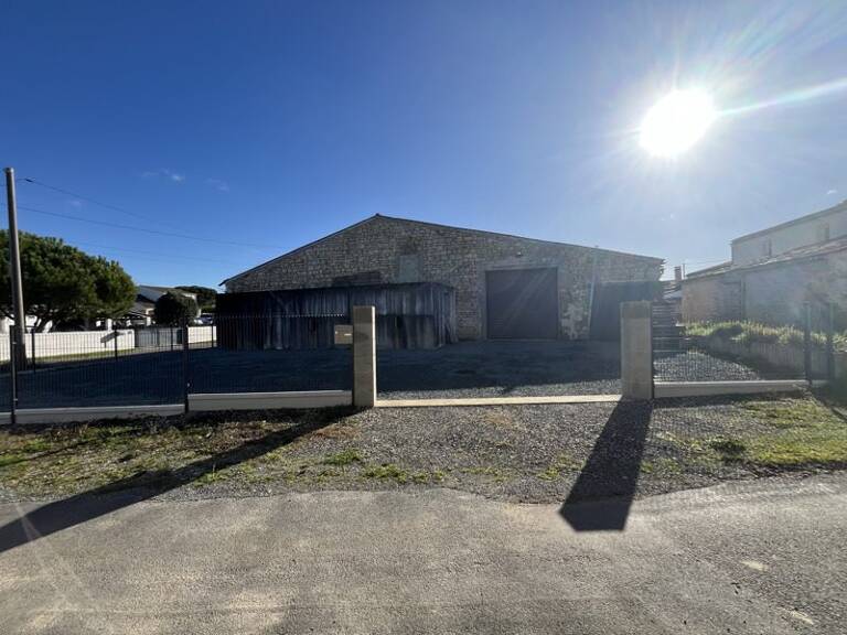 Grange de 1 pièces principales — photo 1