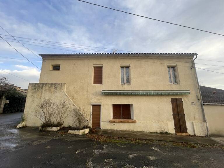 Maison en pierre de 4 pièces principales — photo 1