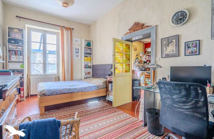 Maison en pierre de 6 pièces principales — photo 2