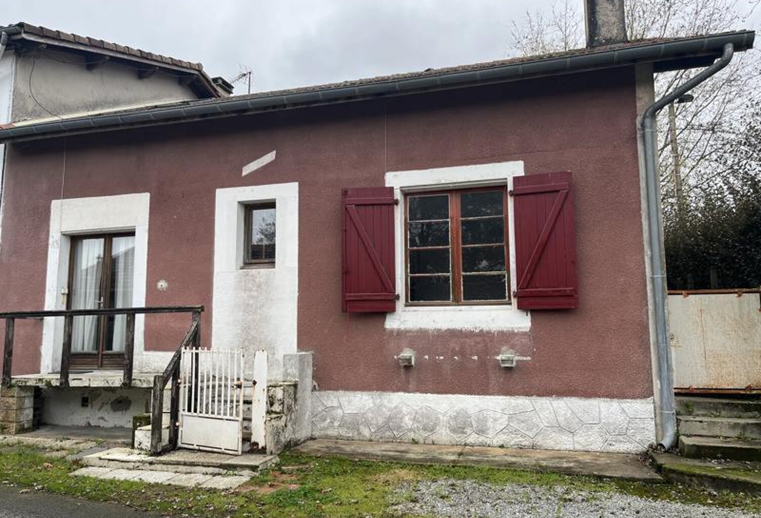 Maison de bourg de 5 pièces principales — photo 1
