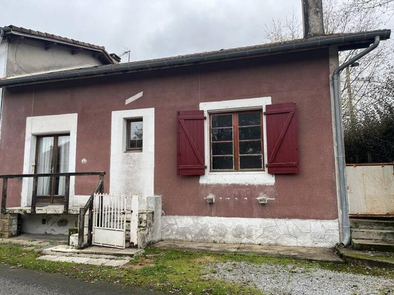 Maison de bourg de 5 pièces principales — photo 1