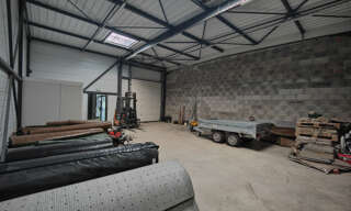 Commerce  143 m² à louer à Sainte-Consorce (69280)