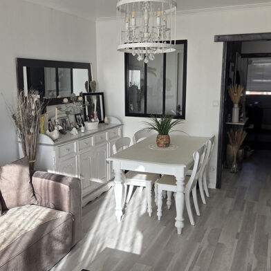 Appartement 3 pièces 112250 €