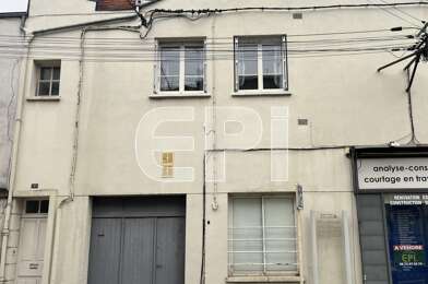 Immeuble  165100 €