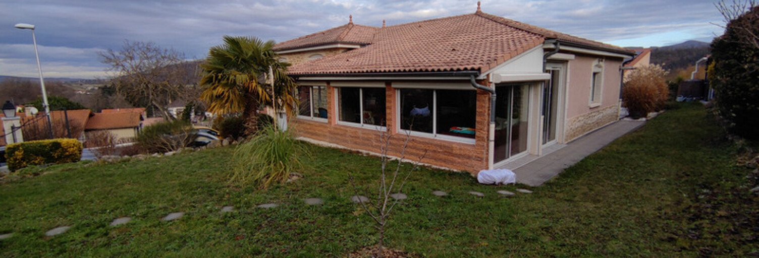 Maison 5 Pièces 135 m² à vendre à Vic-le-Comte (63270)