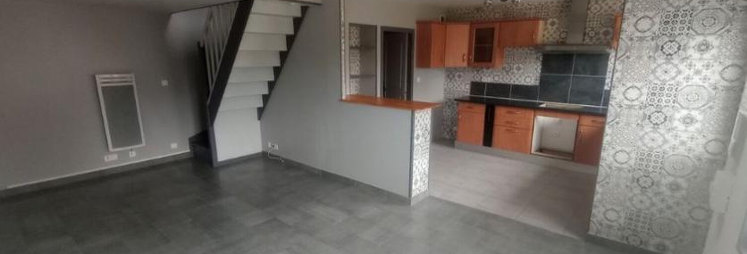 Maison 4 Pièces 70 m² à louer à Les Peintures (33230)