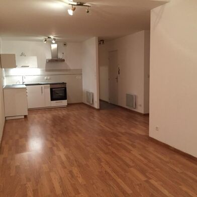 Appartement 2 pièces 540 €