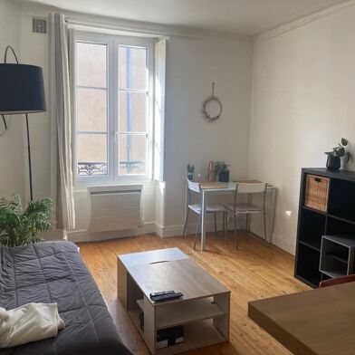 Appartement 2 pièces 772 €