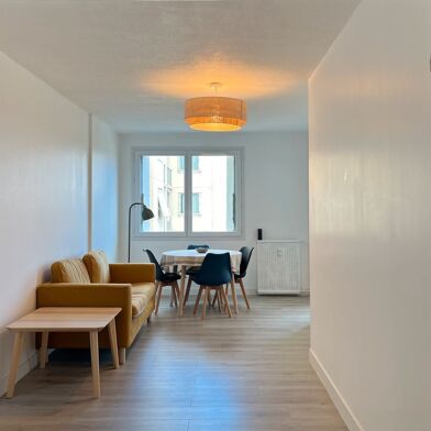 Appartement 4 pièces 920 €