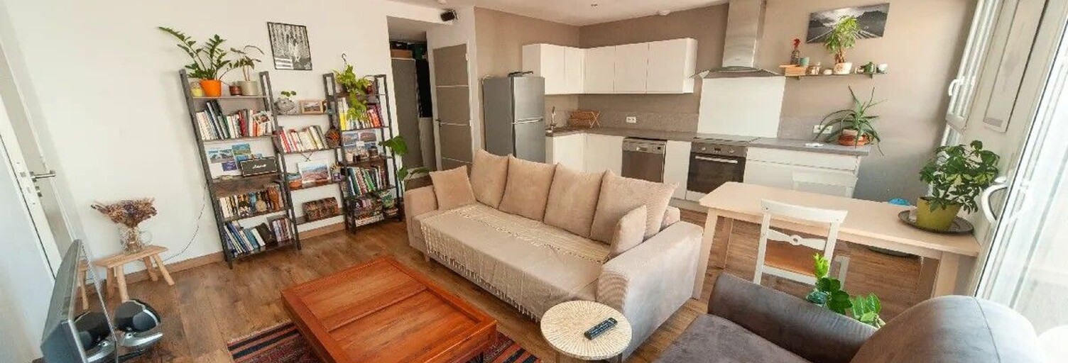 Appartement 2 Pièces 46 m² à louer à Marseille 8 (13008)