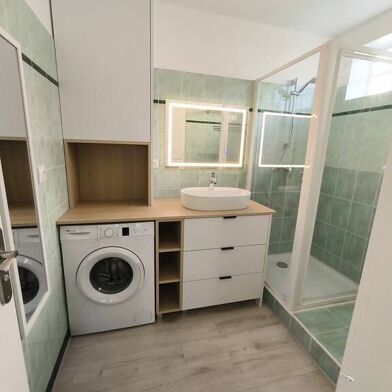 Appartement 4 pièces 700 €