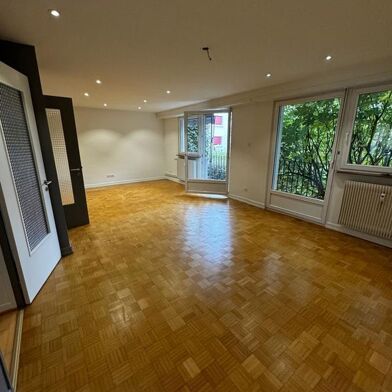 Appartement 4 pièces 1010 €