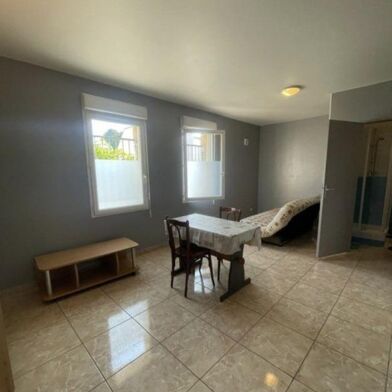 Appartement 1 pièces 700 €