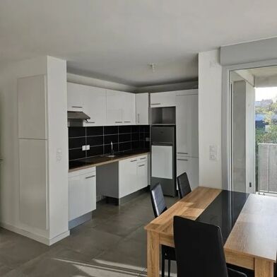 Appartement 4 pièces 980 €