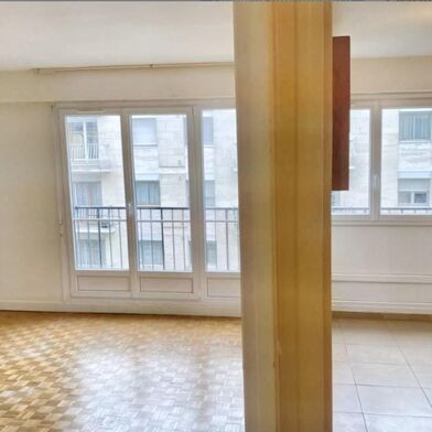 Appartement 3 pièces 2050 €