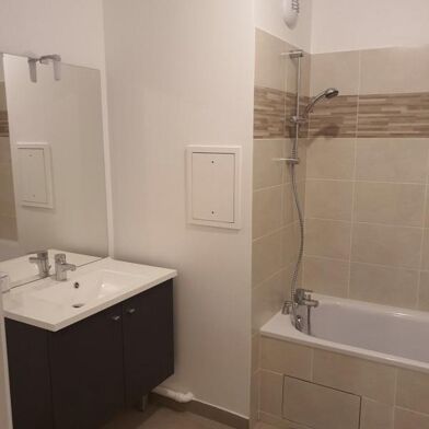 Appartement 3 pièces 650 €