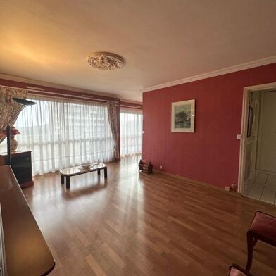 Appartement 4 pièces 187000 €