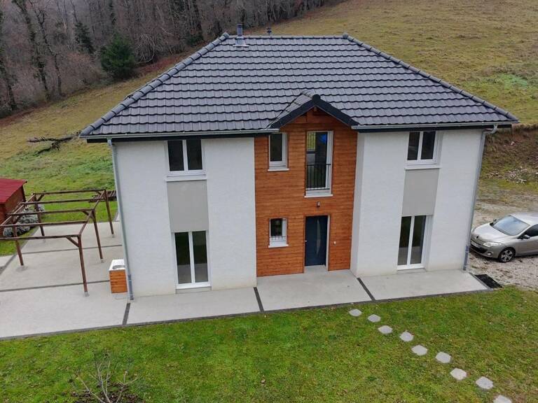 Maison À Vendre sur les hauteurs de SAINT-GIROD — photo 1