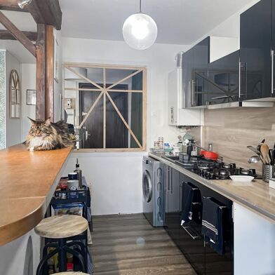 Appartement 3 pièces 765 €