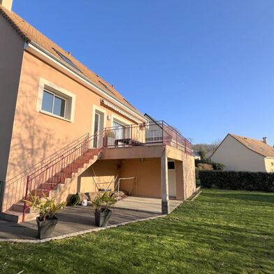 Maison 5 pièces 280800 €