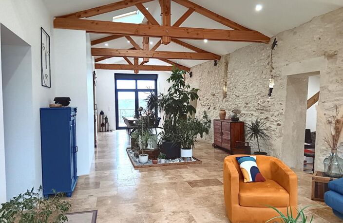 À 10 minutes au sud de Cahors maison de 140 m², 3 chambres — photo 2
