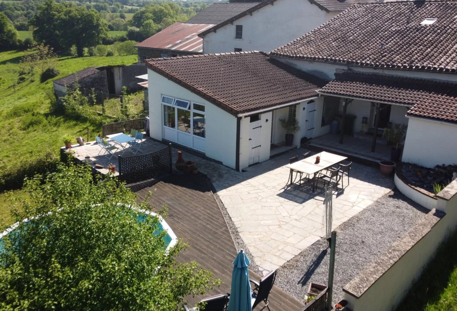 À vendre : maison avec vue - Bussières-Poitevine - 87 — photo 1