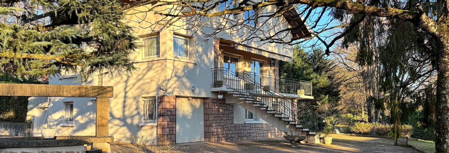 Maison 7 Pièces 229 m² à vendre à Saint-Cyr-au-Mont-d'Or (69450)