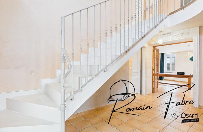 Maison en pierre mélangeant histoire, patrimoine et calme environnant sans travaux — photo 3